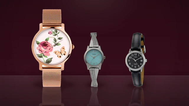 Trei ceasuri Timex de dama, unul cu bratara de plasa aurie, unul cu cristale si un Easy Reader cu curea de piele
